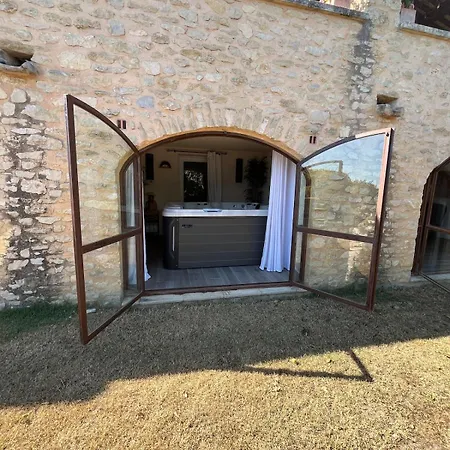 Apartment Les Coustelines Piscine Privee Et Jacuzzi
