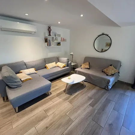 Apartment Les Coustelines Piscine Privee Et Jacuzzi