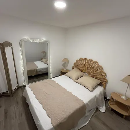 Les Coustelines Piscine Privee Et Jacuzzi Apartment *