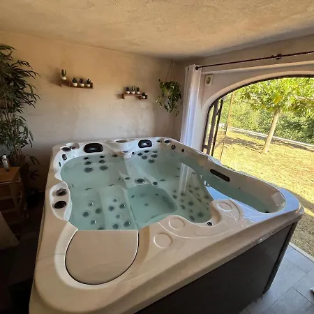 Les Coustelines Piscine Privee Et Jacuzzi Apartment
